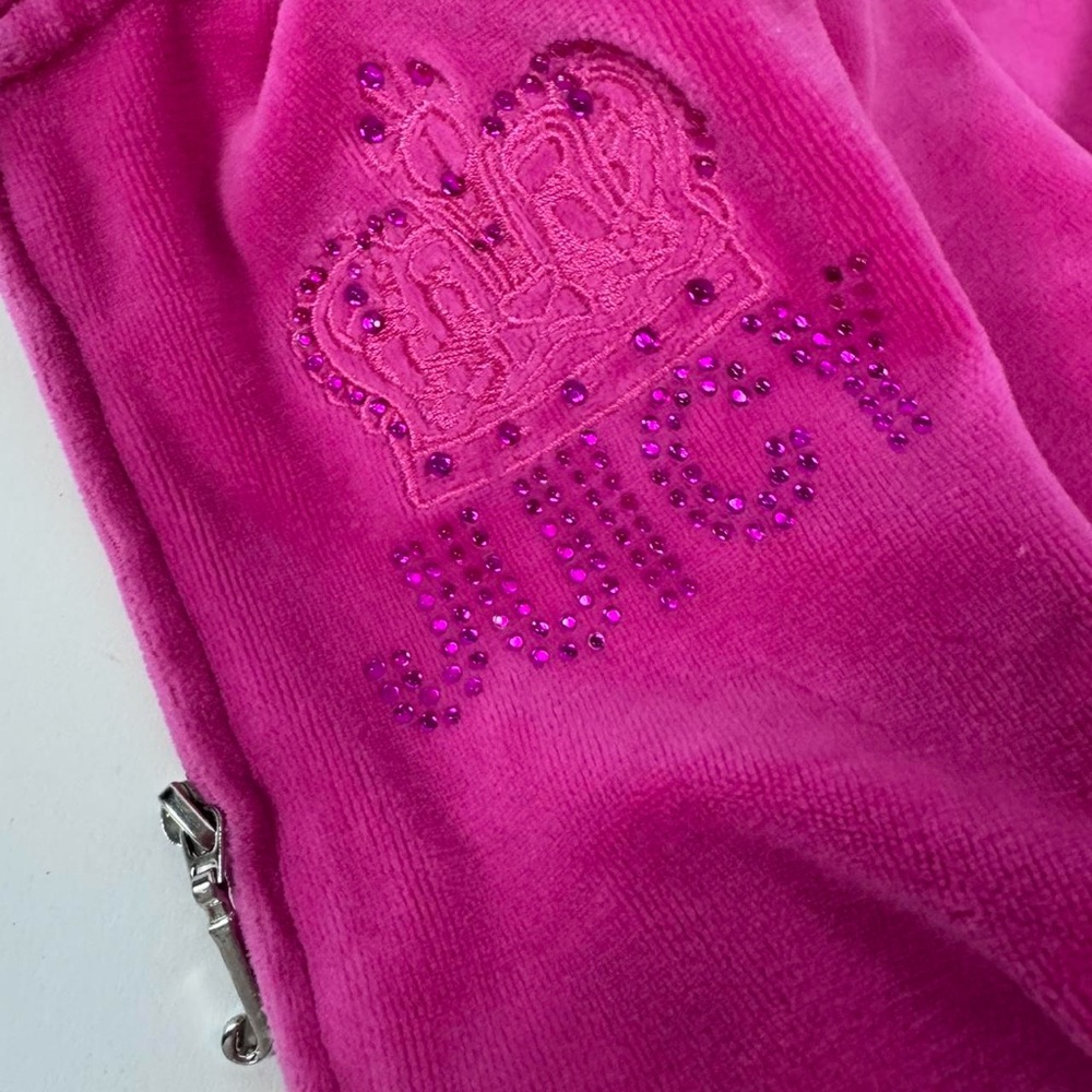 ❌SOLD❌ Juicy Couture Y2K Pink Velour Zip Hoodie - Picture 4 of 5